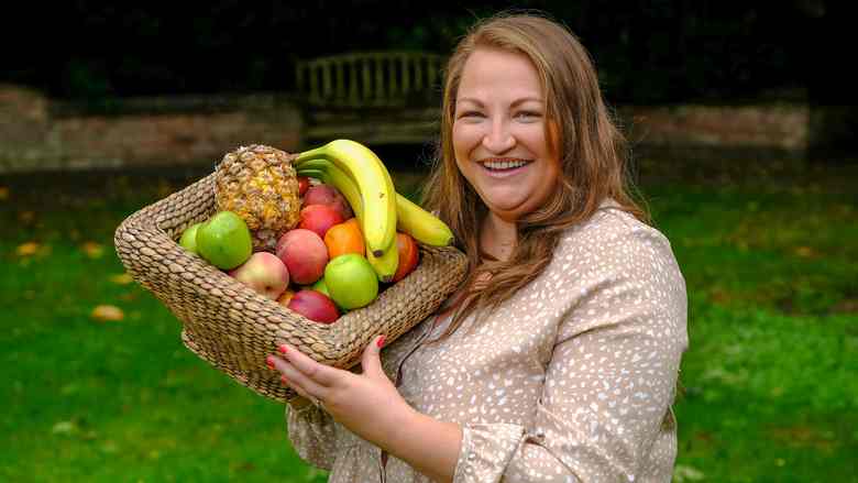 Lady who ate solely pasta, cheese and fries says hypnotherapy cured her worry of vegatables and fruits