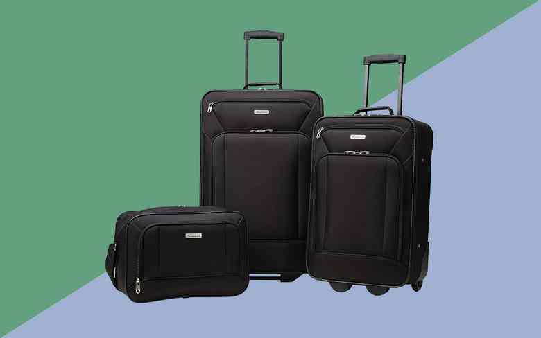 This 3-piece Baggage Set Is Solely $65 on Amazon Proper Now, and It Has So Many 5-star Evaluations