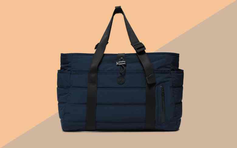 This Lululemon duffel has a pocket for almost every little thing